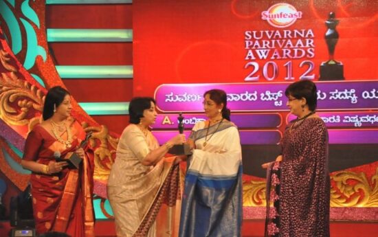 Suvarna Parivaar Awards 2012