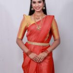 Raksha Nimbargi as Anjali