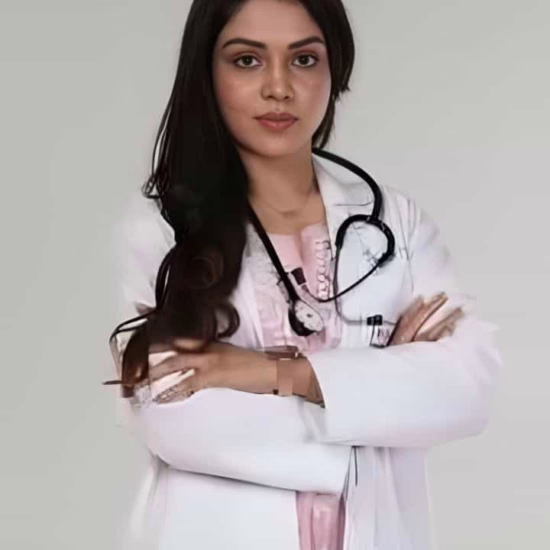 Srishti Singh as Dr Vaani